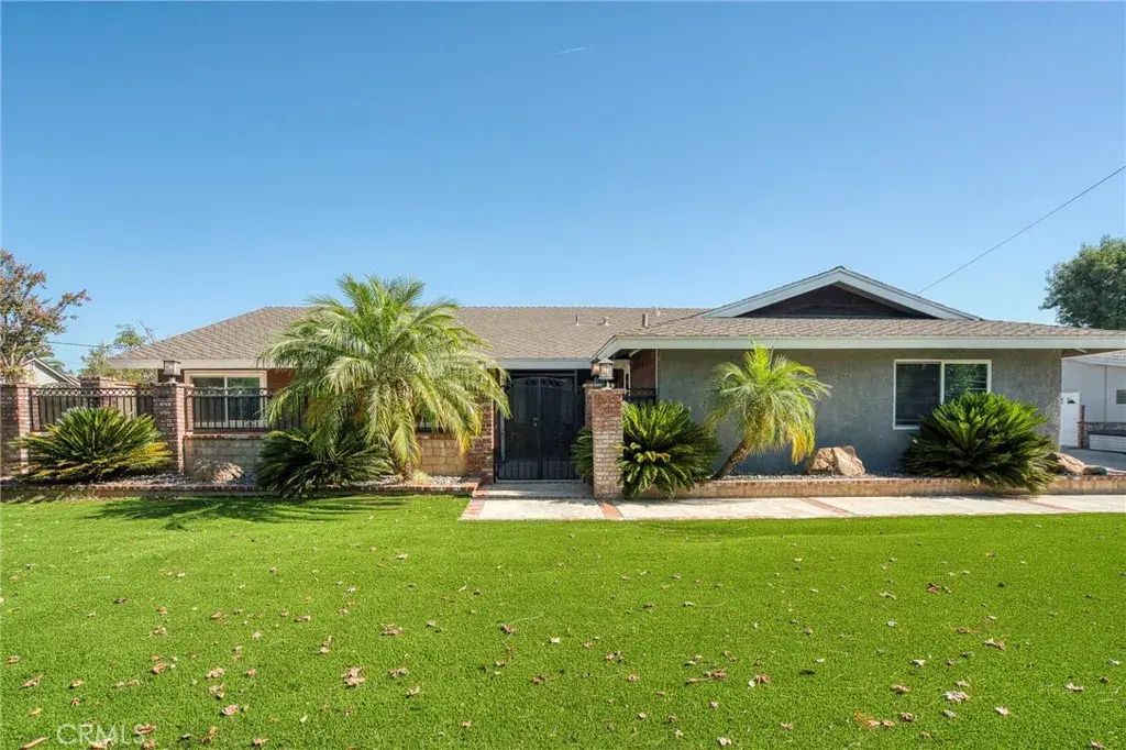 5560 Mountain View Avenue, Yorba Linda