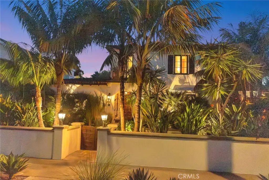 293 Saint Joseph Avenue, Long Beach