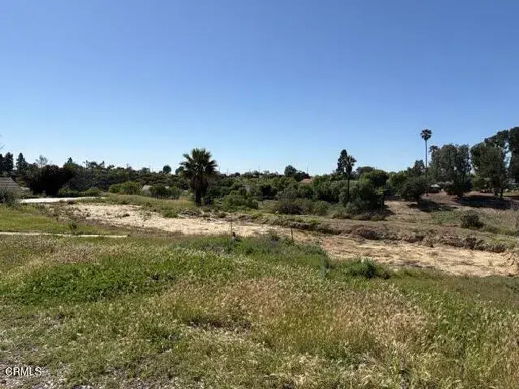 127 Cerro Crest, Camarillo