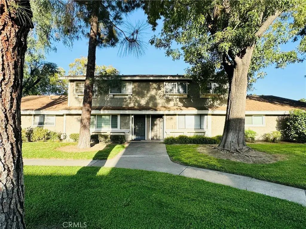 2061 W Redlands Boulevard 20b, Redlands
