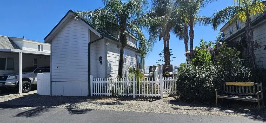 32000 Riverside J5, Lake Elsinore