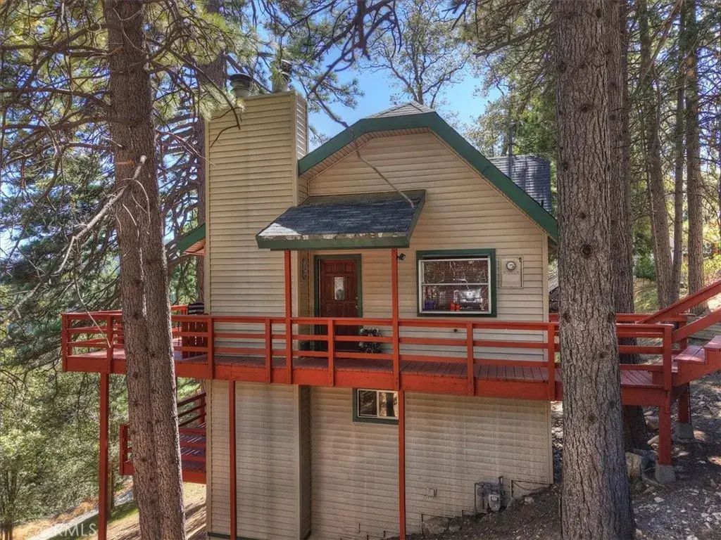 26525 Walnut Hills, Lake Arrowhead