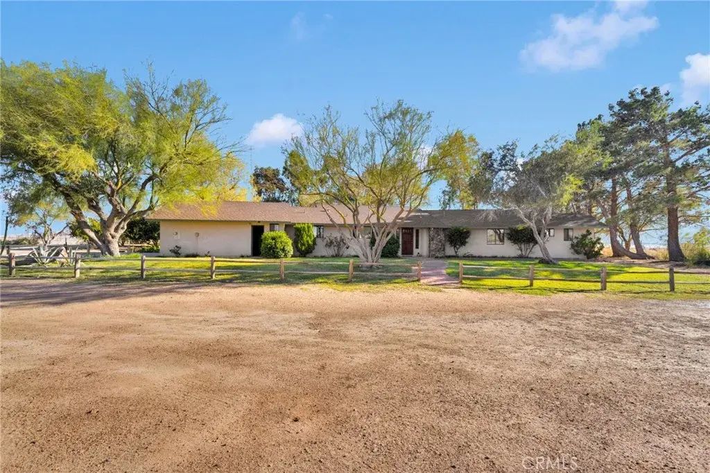 37404 Harvard Road, Newberry Springs
