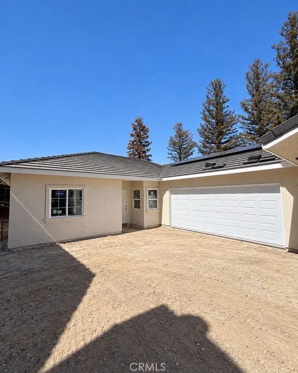 5912 Cedar Falls, Bakersfield