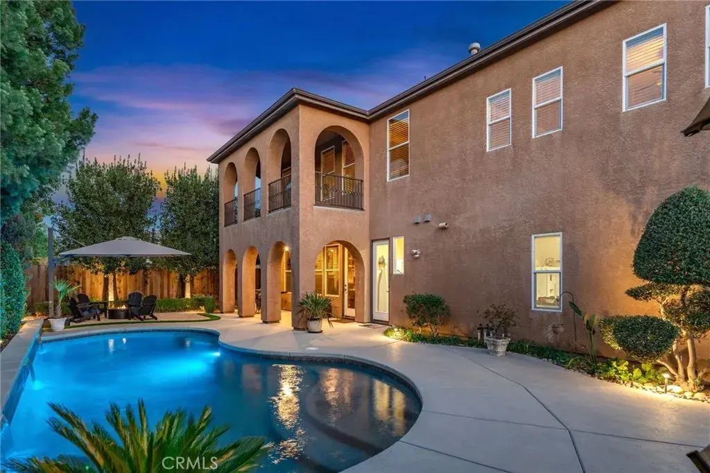 3141 Serena, Clovis