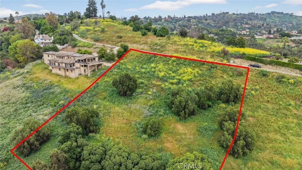 948 Picaacho, La Habra Heights