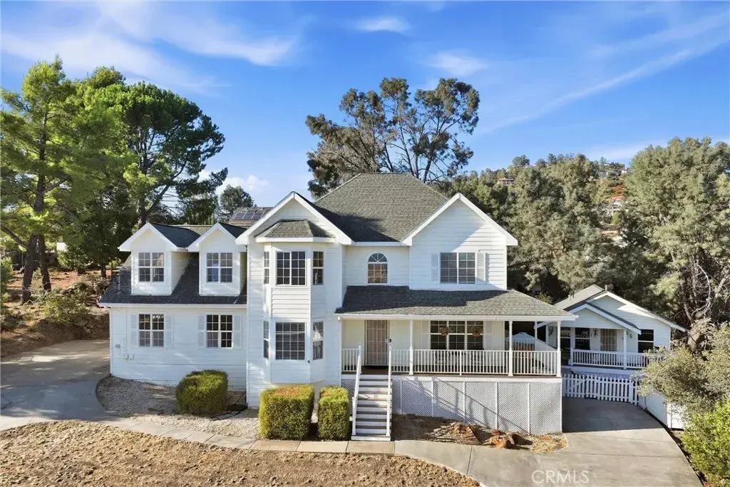 16536 Crescent Court, Hidden Valley Lake
