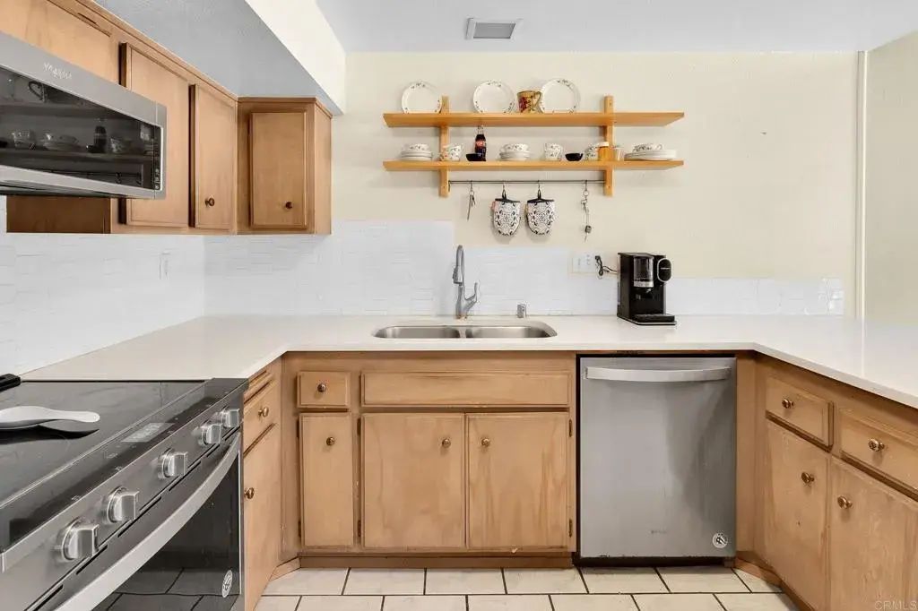3624 White Sage Lane, Bayridge (BRID)