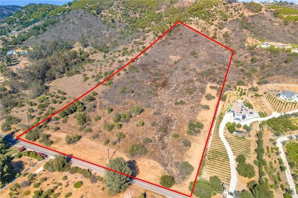 Via Vaquero, Temecula