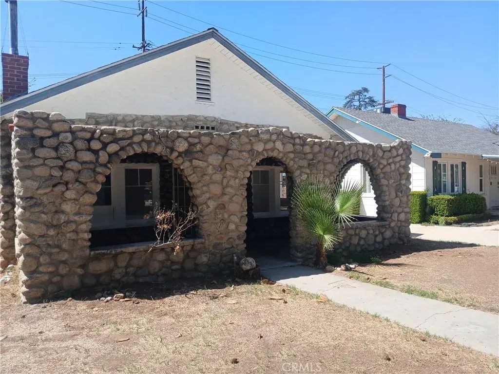 701 11th Street, Redlands