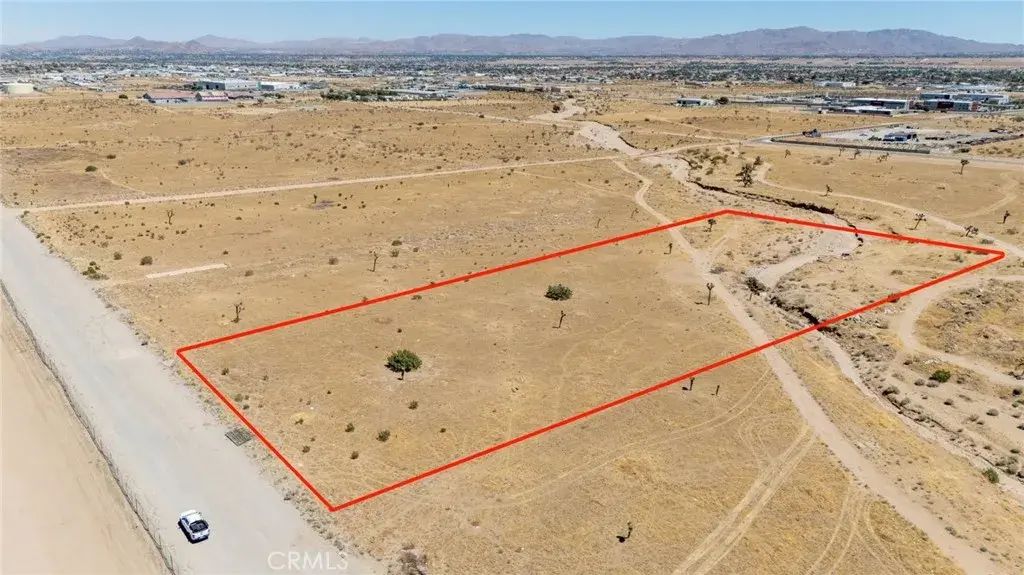 E Santa Fe, Hesperia