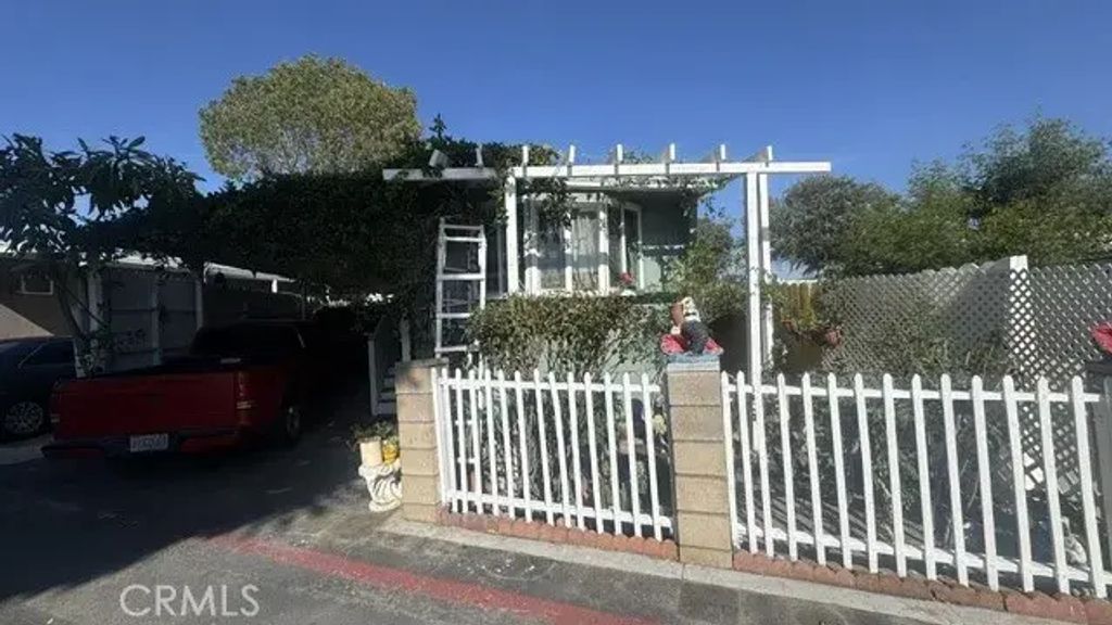 15798 Slover Avenue 36, Fontana