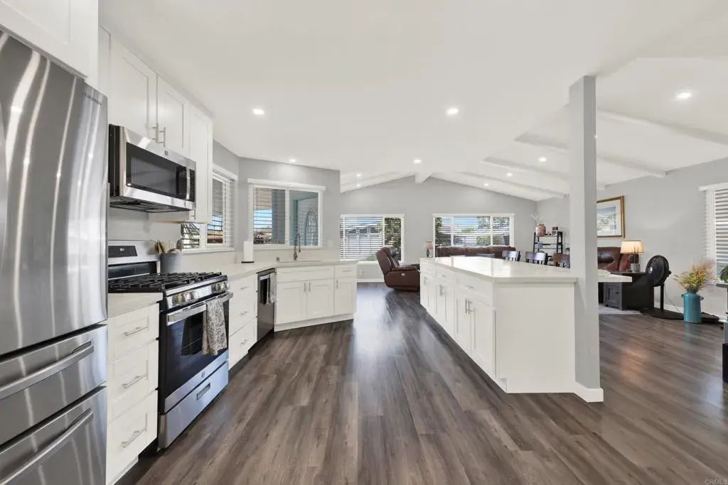 9255 N Magnolia Ave Spc 18, Santee