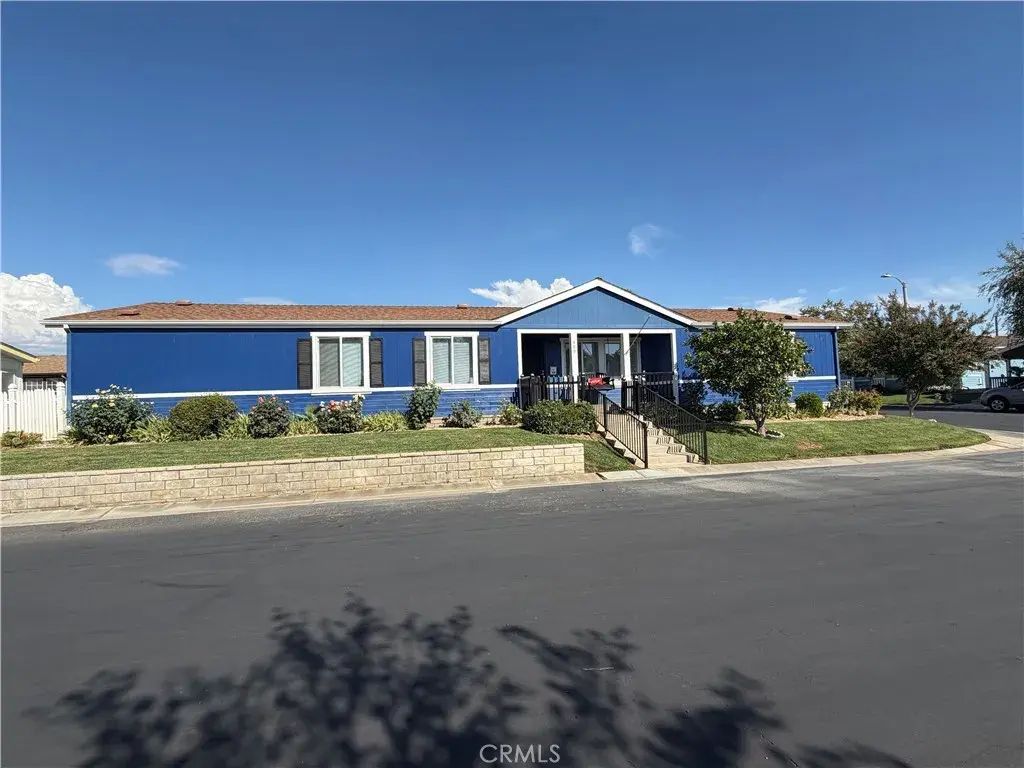 10961 Desert Lawn 409, Calimesa