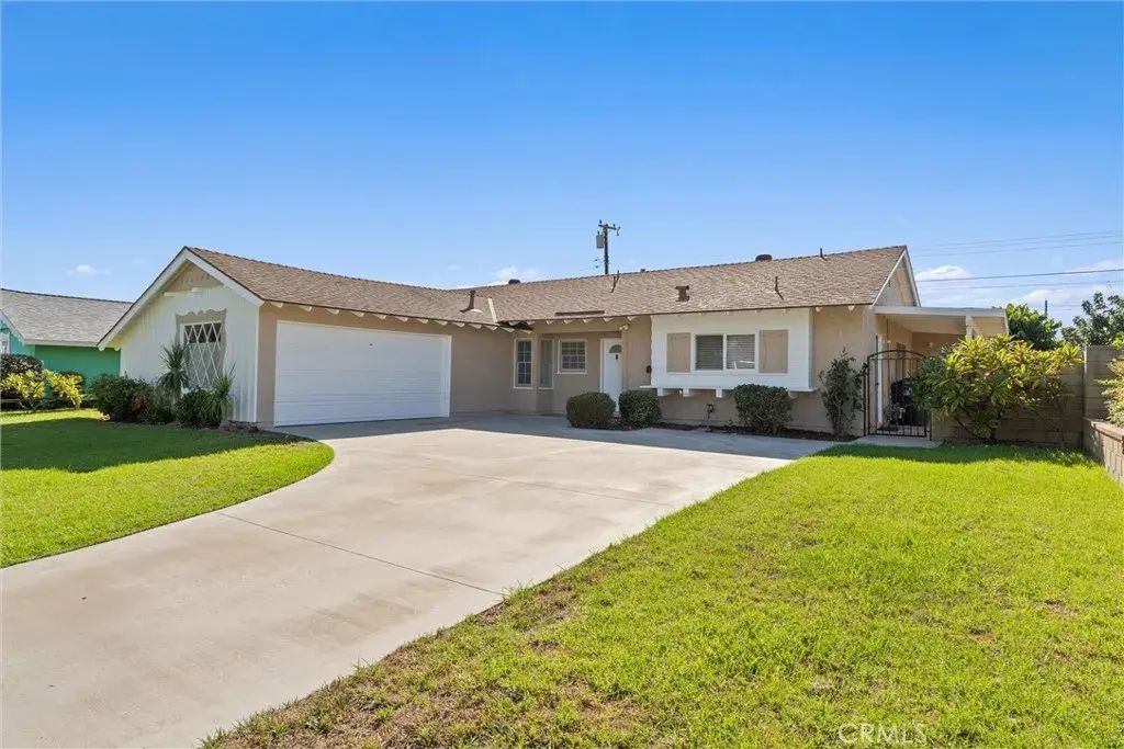 11271 Cherry Street, Los Alamitos