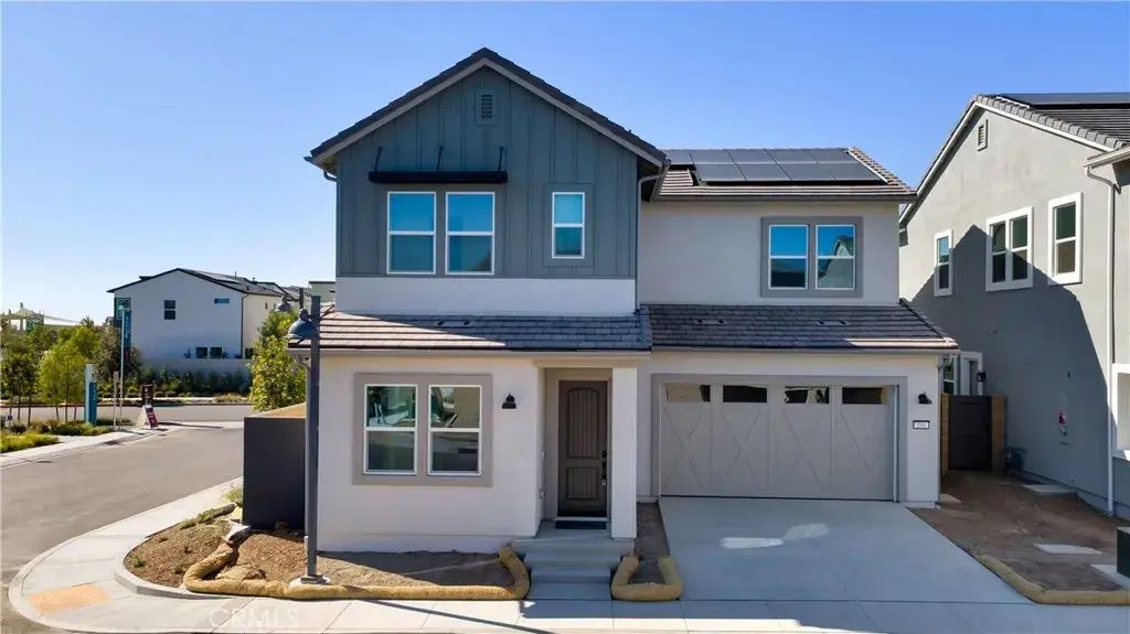 201 Briar Moon, Irvine
