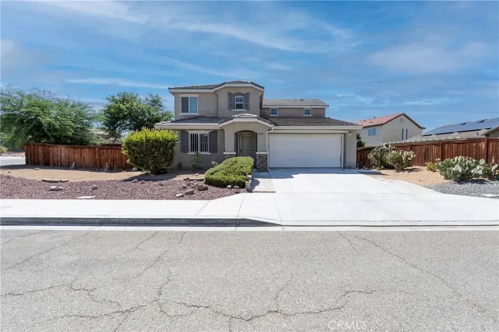 13579 Granite Peak, Victorville