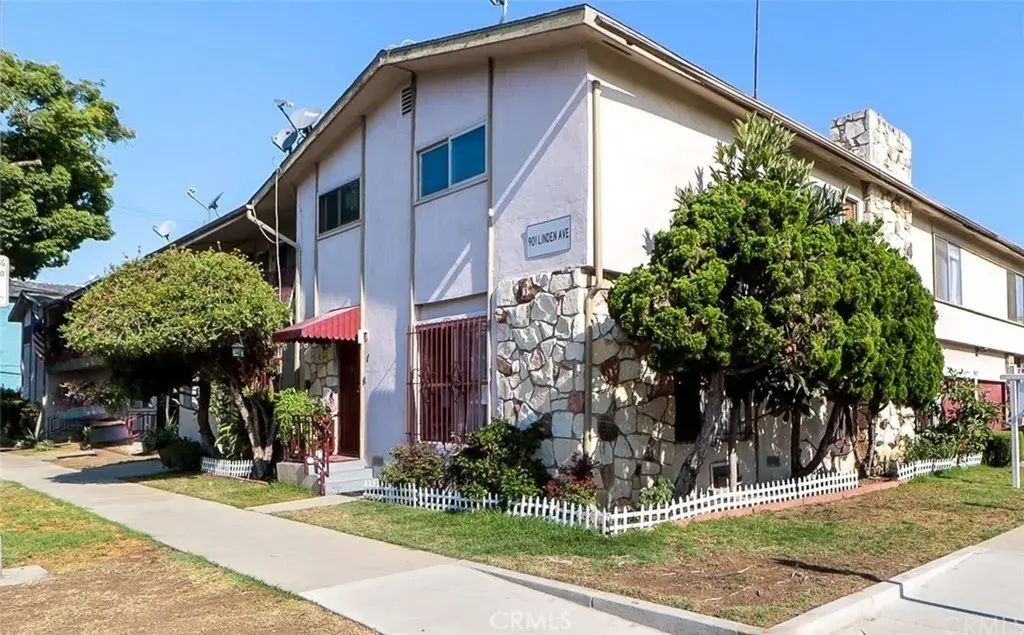 901 Linden Avenue 21, Long Beach