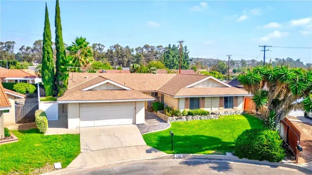 2300 Camino Escondido, Fullerton