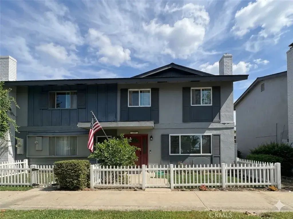 1387 Sycamore, Tustin