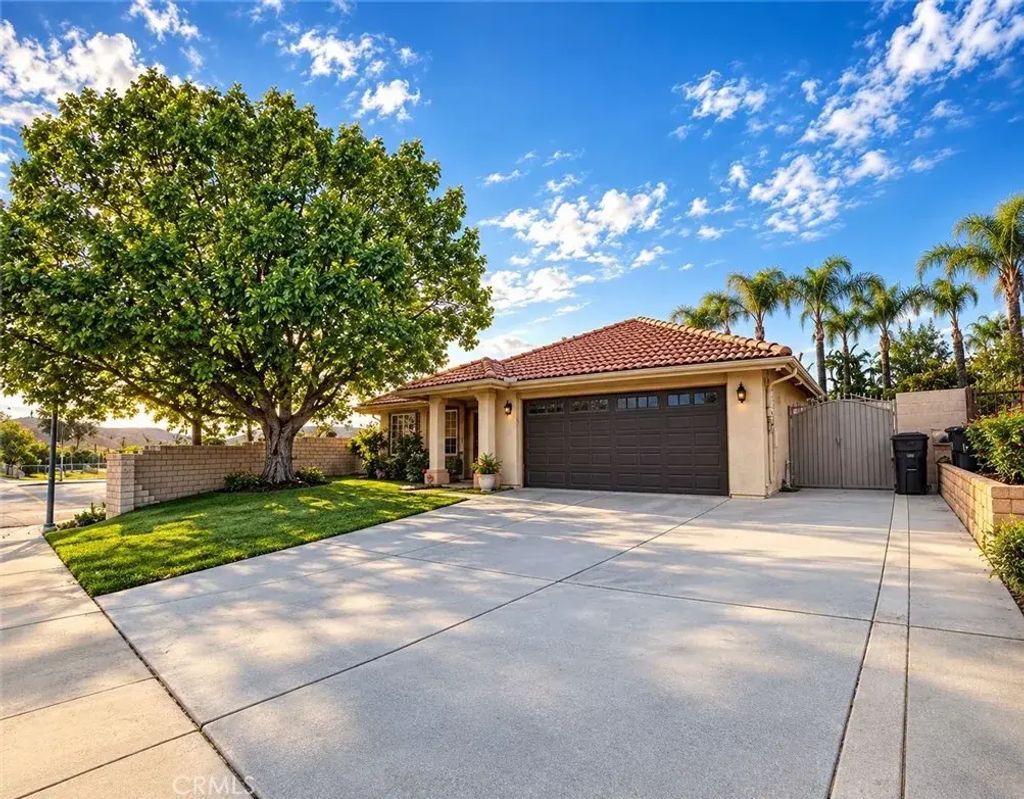 5504 N Mountain, San Bernardino