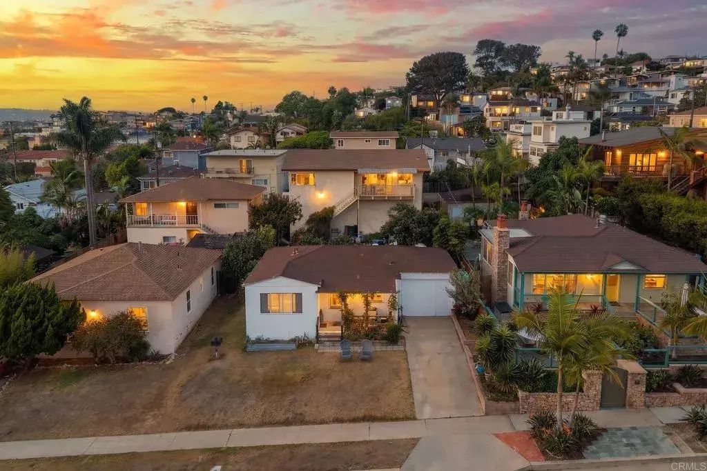 4670 Pescadero Avenue, 