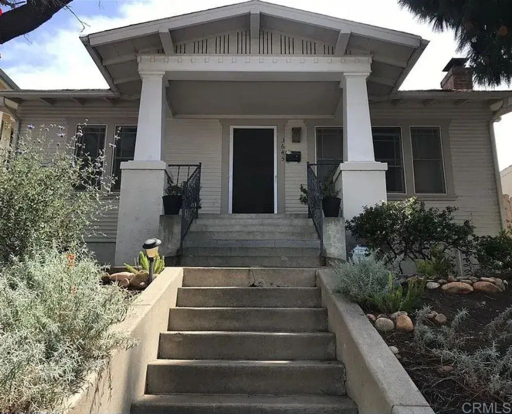 3645 Villa, 