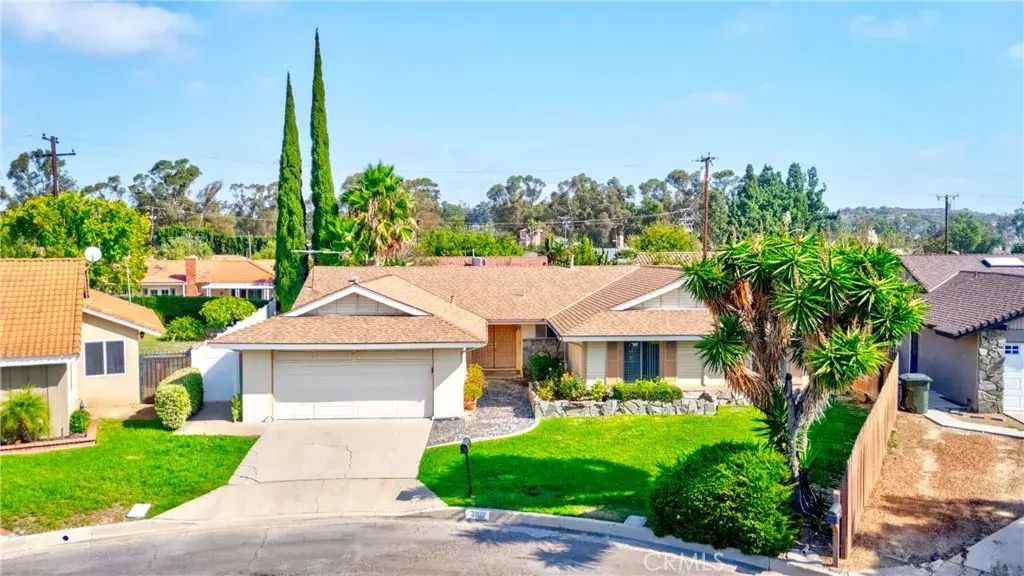 2300 Camino Escondido, Fullerton