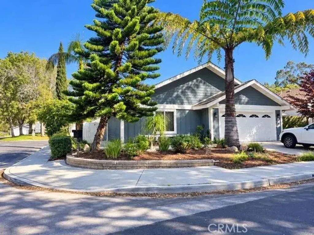6 Banyan Tree, Irvine