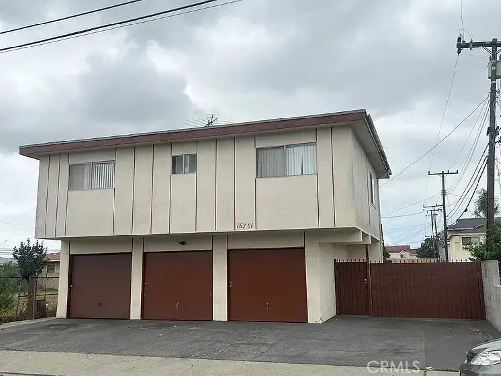 16701 S Berendo, Gardena