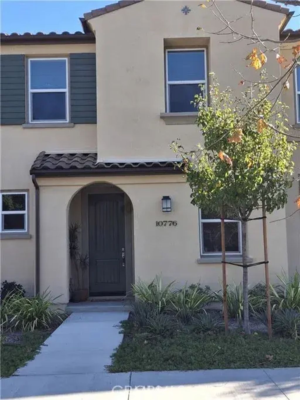 10776 Telegraph Road, Ventura