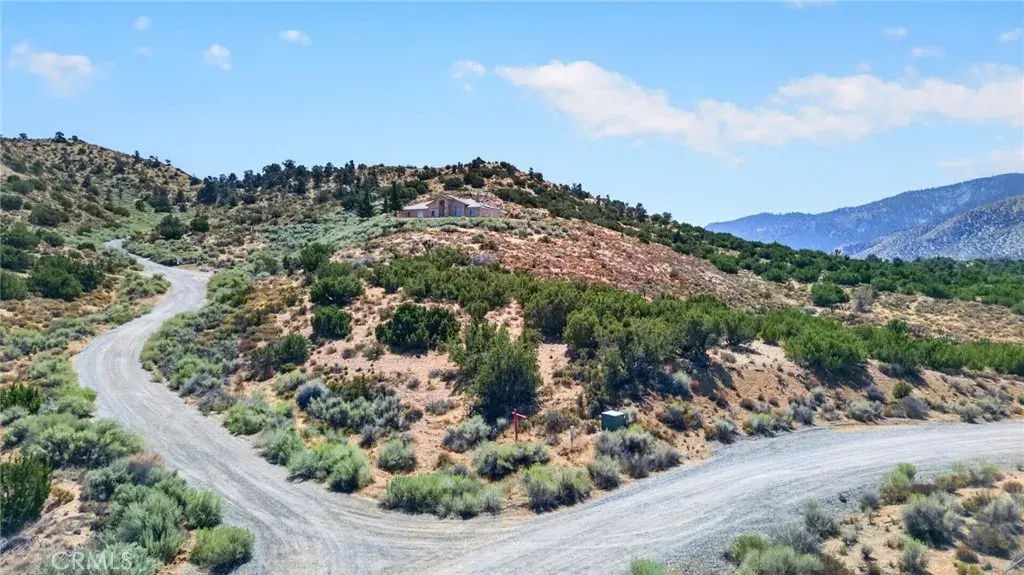 Valley, Pinon Hills