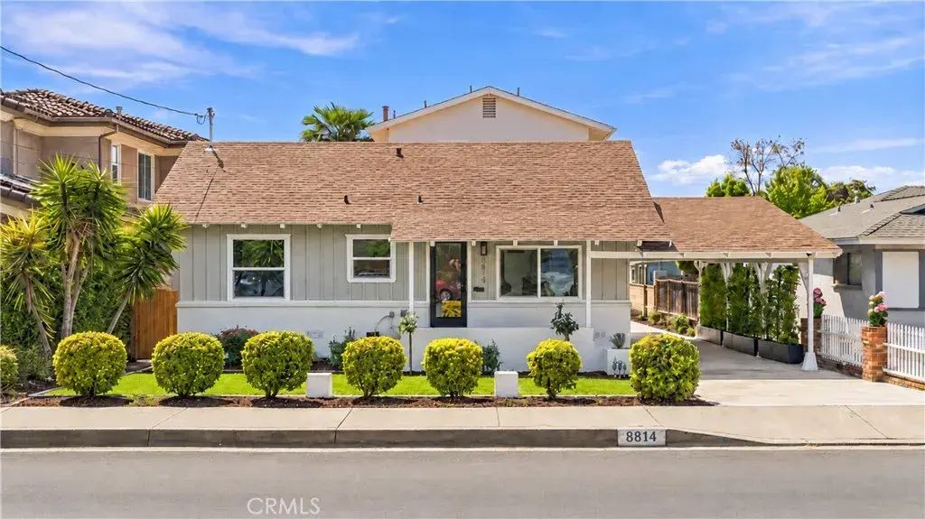 8814 Longden, Temple City