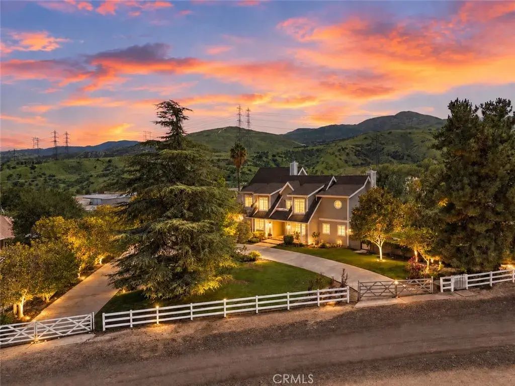 26983 Pilgrim Road, Redlands