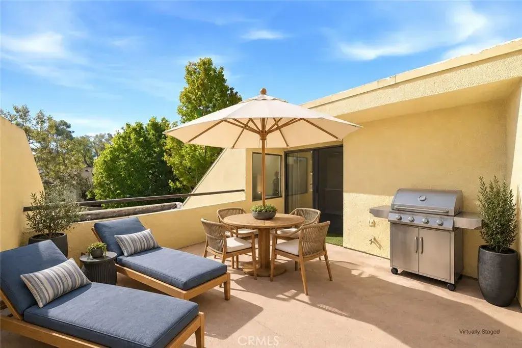 25712 Le Parc 46, Lake Forest