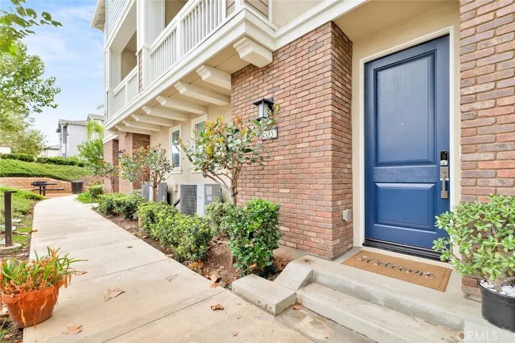 18357 Iris, Yorba Linda