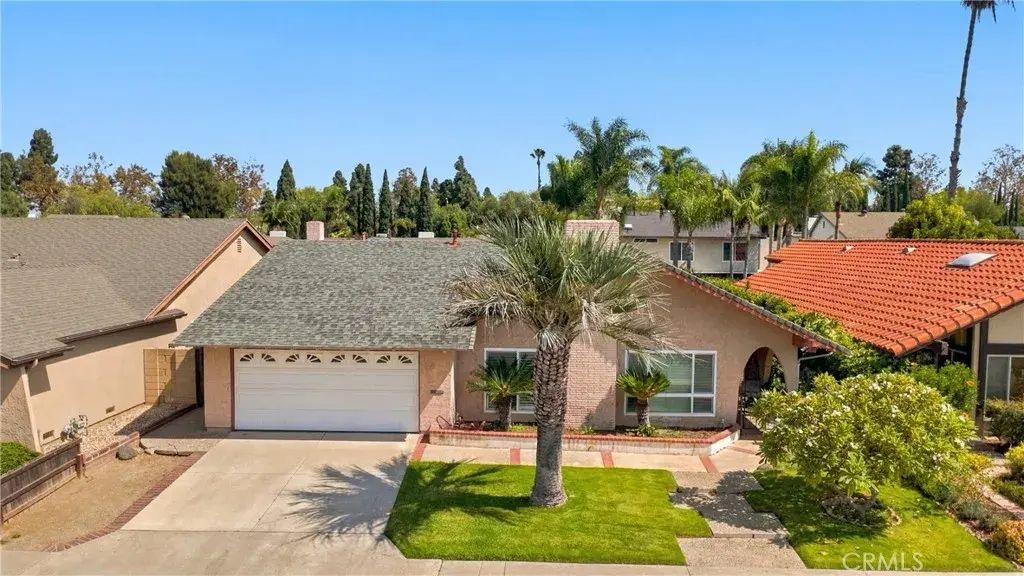 946 Goldenrod, Costa Mesa