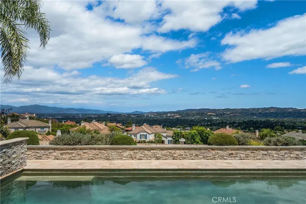 24918 Vista Verenda, Woodland Hills