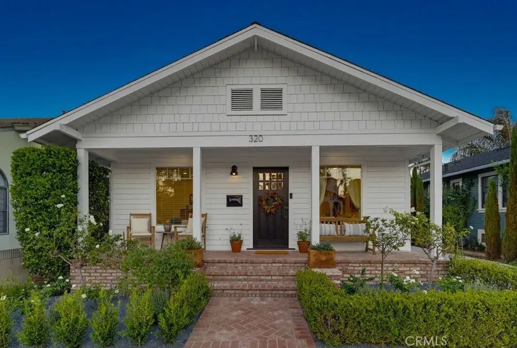 320 Saint Joseph, Long Beach