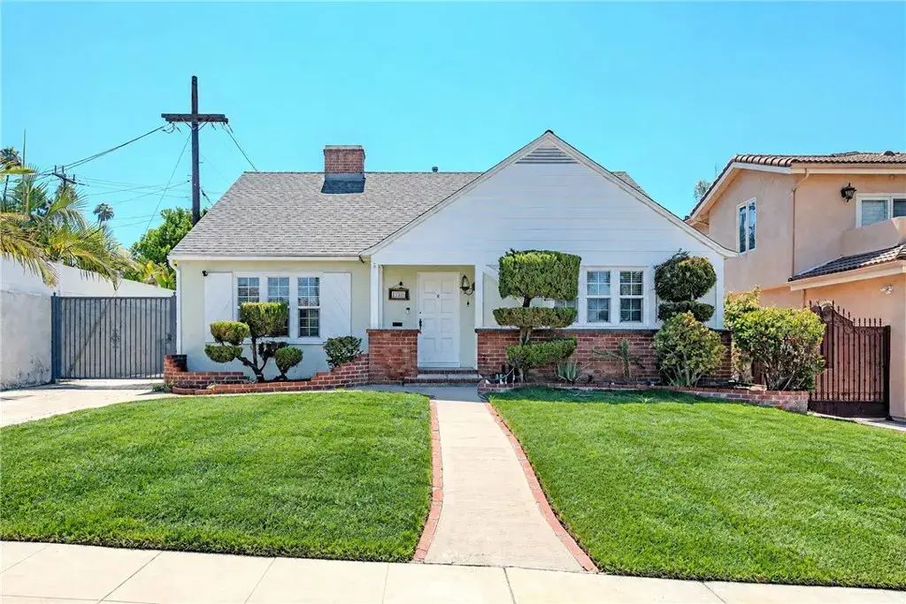 1554 Raymond Avenue, Glendale