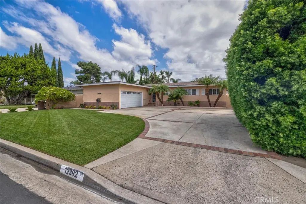 12392 Morrie, Garden Grove