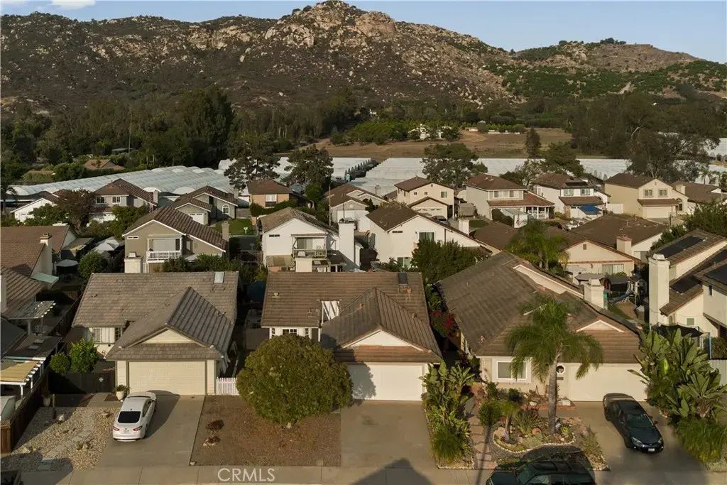 2434 Smokewood, Escondido