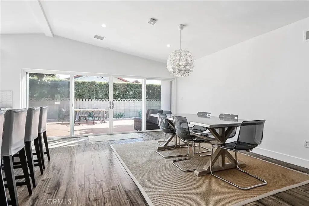 1530 Marine Avenue, Manhattan Beach