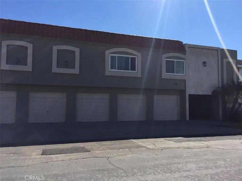 312 10th Street F, Huntington Beach