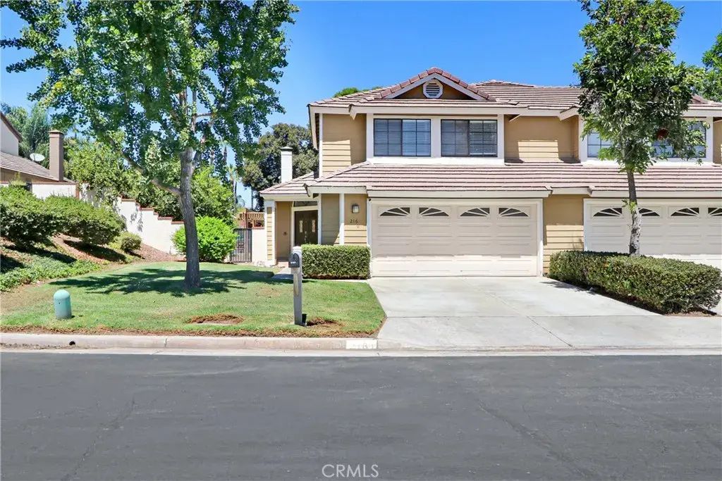 2161 Falcon Crest, Riverside