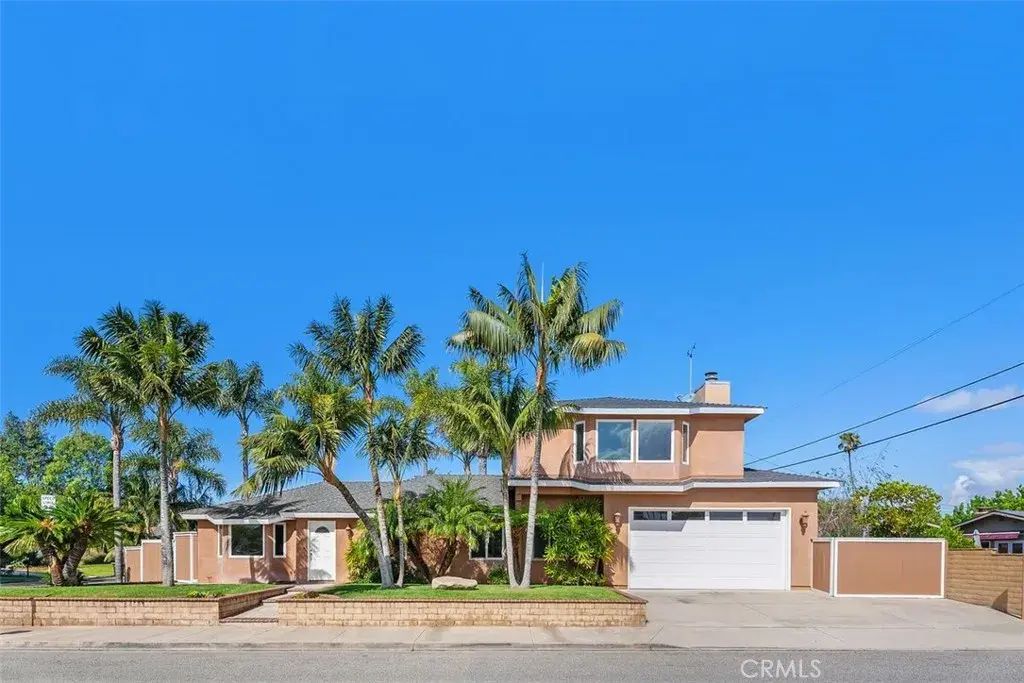 2199 National, Costa Mesa