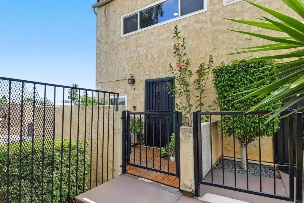 7940 University Ave 1, La Mesa