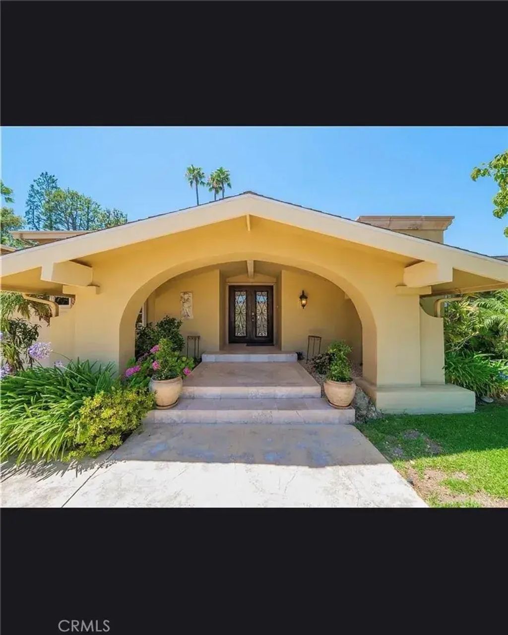 16545 Park Lane Cir, Los Angeles