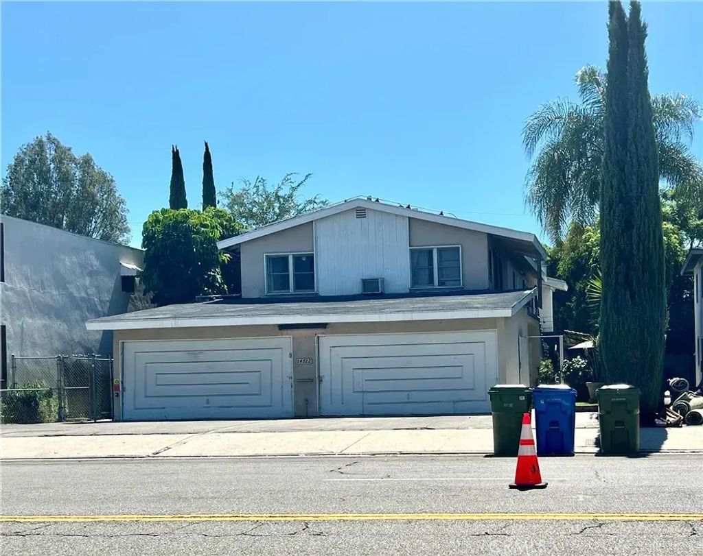 14722 Magnolia 4, Los Angeles