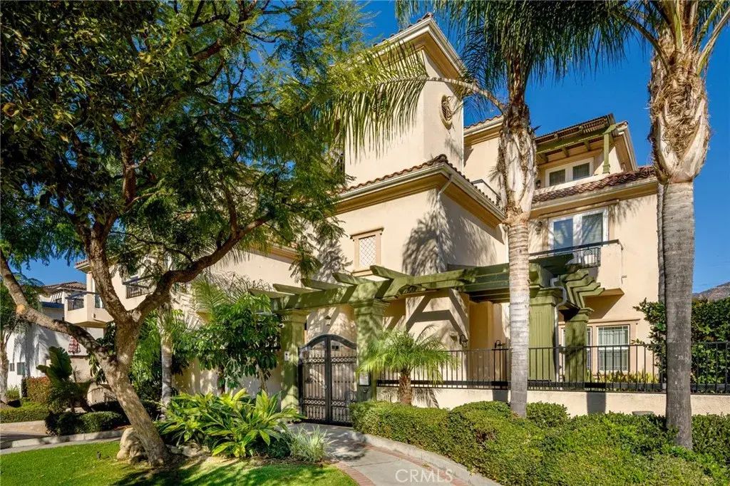 333 Milford Street 106, Glendale